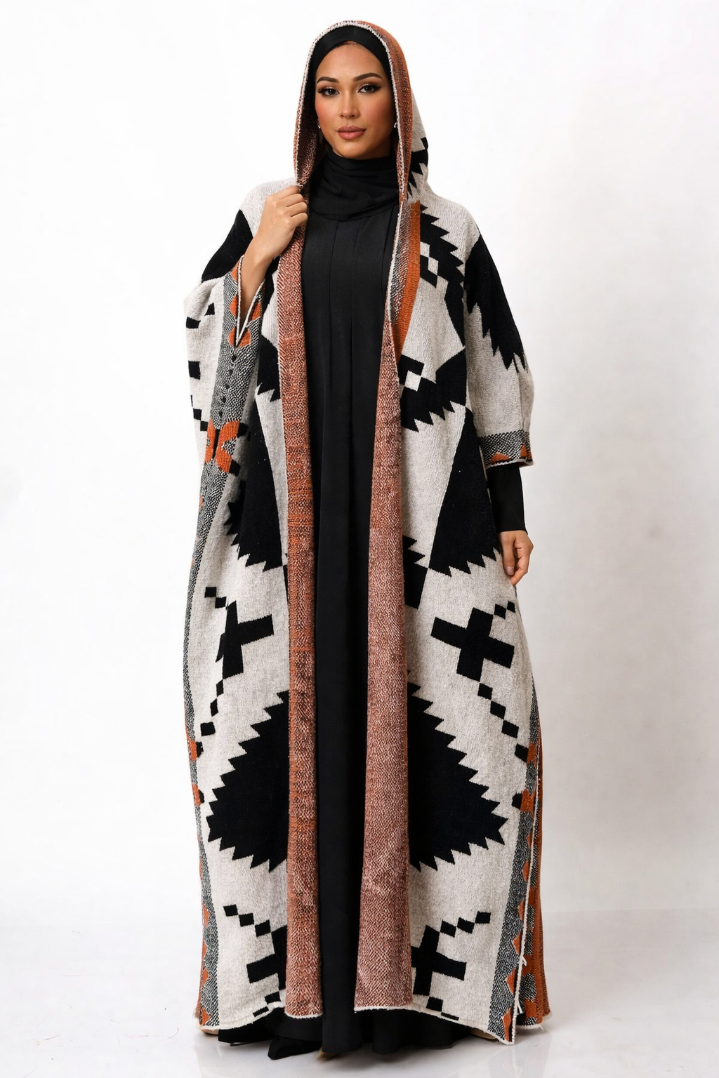 AZTEC BLACK / WHITE CARDIGAN